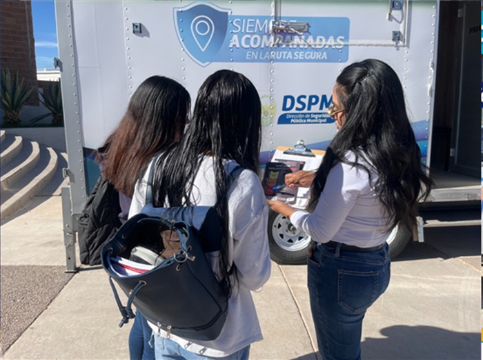 BRINDA DSPM MÁS DE 140 ATENCIONES EN PUNTA ORIENTE CON UNIDAD MÓVIL DE PREVENCIÓN DE VIOLENCIA