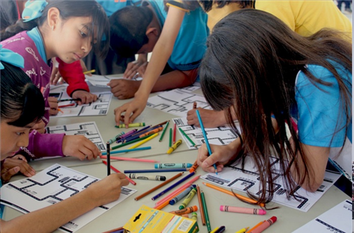 ESTUDIANTES DE PRIMARIA SOR JUANA INÉS DE LA CRUZ APRENDEN SOBRE PARTICIPACIÓN CON RALLY DEL MUNICIPIO