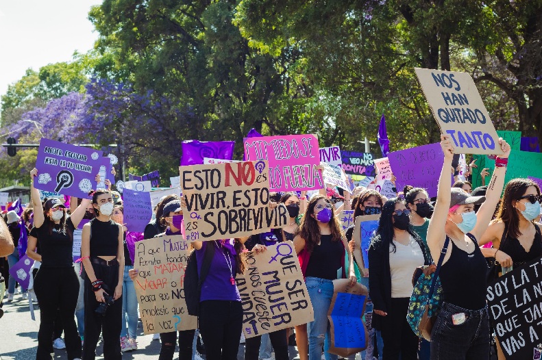 REPORTAN EN CDMX PÉRDIDAS POR 61 MDP DESPÚES DE LAS MARCHAS DEL 8M