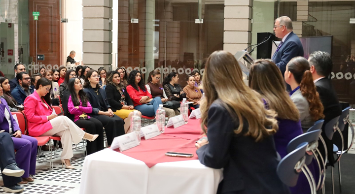 REAFIRMA ESTADO COMPROMISO CON LA SEGURIDAD DE LAS MUJERES EN EL ENTORNO DIGITAL