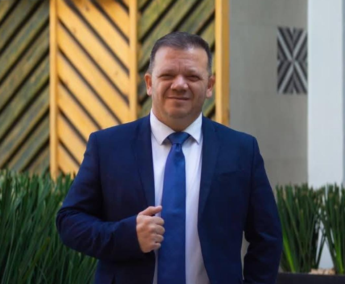 HALLAN SIN VIDA A EXJUEZ DENTRO DE DEPARTAMENTO EN TORRE TEC; FISCALÍA INVESTIGA