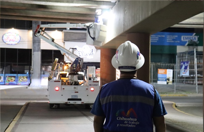 MODERNIZA GOBIERNO MUNICIPAL A LED 5 BAJO PUENTES EN BENEFICIO DE MILES DE CHIHUAHUENSES