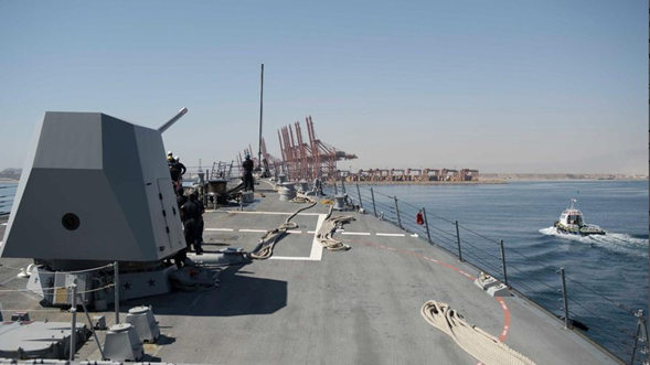 LA GUARDIA REVOLUCIONARIA IRANÍ AFIRMÓ HABER ATACADO UN BUQUE DE APOYO MILITAR ESTADOUNIDENSE CERCA DEL PUERTO DE SALALAH, EN OMÁN.