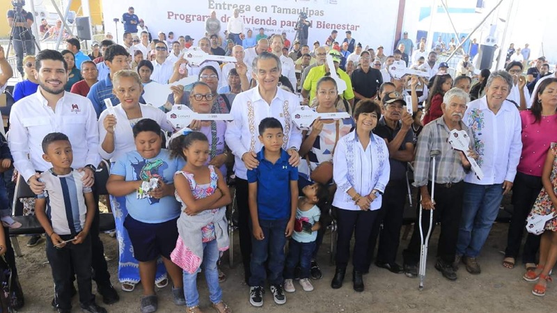 SHEINBAUM Y AMÉRICO VILLARREAL ENTREGARON 19 VIVIENDAS A PESCADORES EN TAMAULIPAS