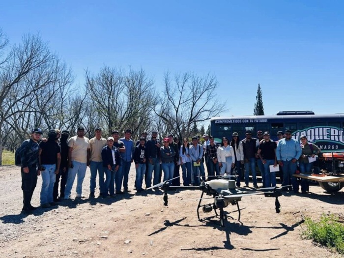 ESTUDIANTES DE UTCAM FORTALECEN SU FORMACIÓN CON PRÁCTICAS EN TECNOLOGÍA AGRÍCOLA