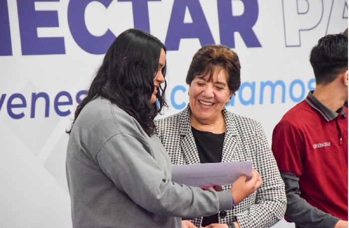 LUPITA BORRUEL LLAMA A NO BAJAR LA GUARDIA EN SALUD MENTAL Y A UTILIZAR LA LÍNEA DE ATENCIÓN EN CRISIS DEL IMPAS