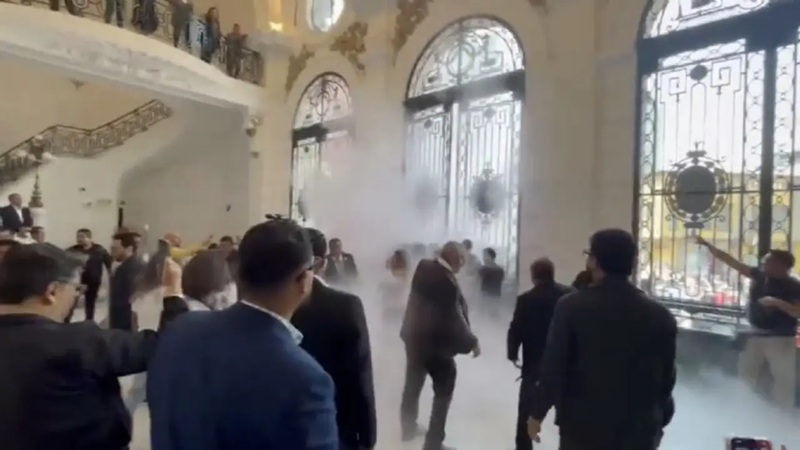 PERSONAS PARTICIPAN EN UNA PROTESTA EN CIUDAD DE MÉXICO 