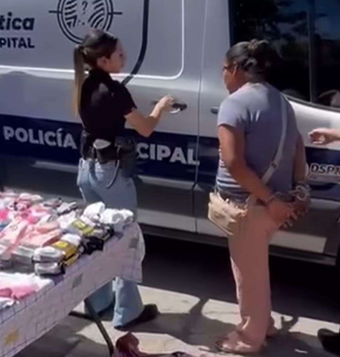 CAEN POR VENDER PERROS EN LA VÍA PÚBLICA