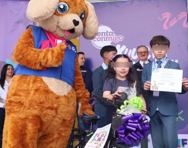 MÁS DE 3 MIL NIÑAS Y NIÑOS DE COMUNIDADES INDÍGENAS URBANAS CELEBRAN EL DÍA DE LA NIÑEZ EN EL PARQUE EL COLIBRÍ