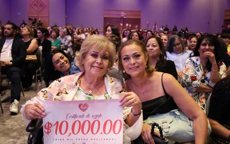 CELEBRA SECRETARÍA DE HACIENDA A MADRES TRABAJADORAS DEL GOBIERNO DEL ESTADO