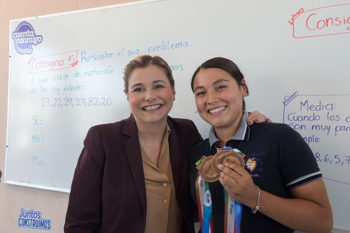 MARU CAMPOS LE CUMPLE A LA EDUCACIÓN EN JUÁREZ; INAUGURA NUEVAS INSTALACIONES DE LA SECUNDARIA FEDERAL #22