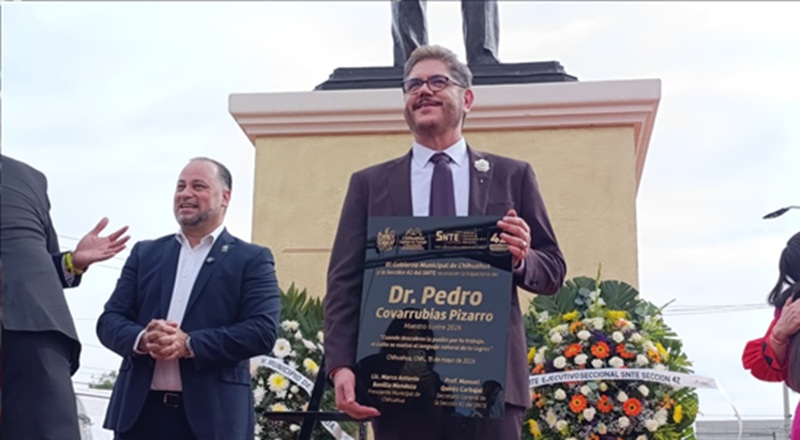 CELEBRA GOBIERNO MUNICIPAL EL DÍA DEL MAESTRO CON RECONOCIMIENTO AL DR. PEDRO COVARRUBIAS