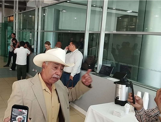 INDIGNACIÓN DE PRODUCTORES PROVOCÓ BLOQUEOS: DIPUTADO