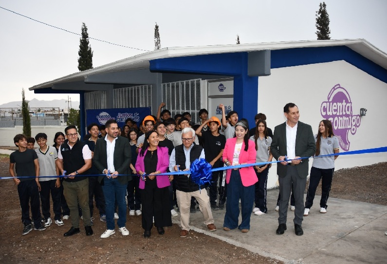 INAUGURA ESTADO BIBLIOTECA EN LA SECUNDARIA FEDERAL NO. 11 CON INVERSIÓN DE MÁS DE 2 MDP