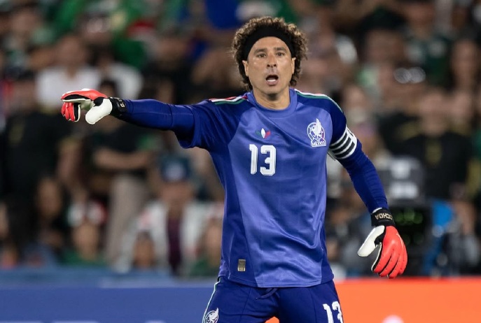 GUILLERMO OCHOA PASARÁ A LA HISTORIA CON SEIS CONVOCATORIAS MUNDIALISTAS