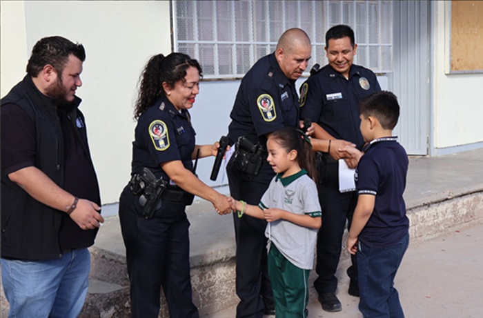 APRENDEN A DECIR SÍ A LAS BUENAS DECISIONES; CONCLUYEN MÁS DE 500 ALUMNOS PROGRAMA D.A.R.E.