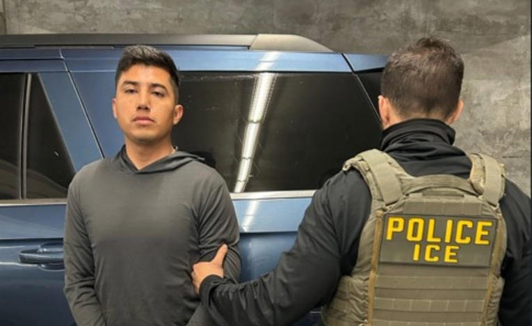 EXMILITAR LIGADO A CASO AYOTZINAPA CAYÓ DURANTE REDADA EN EU