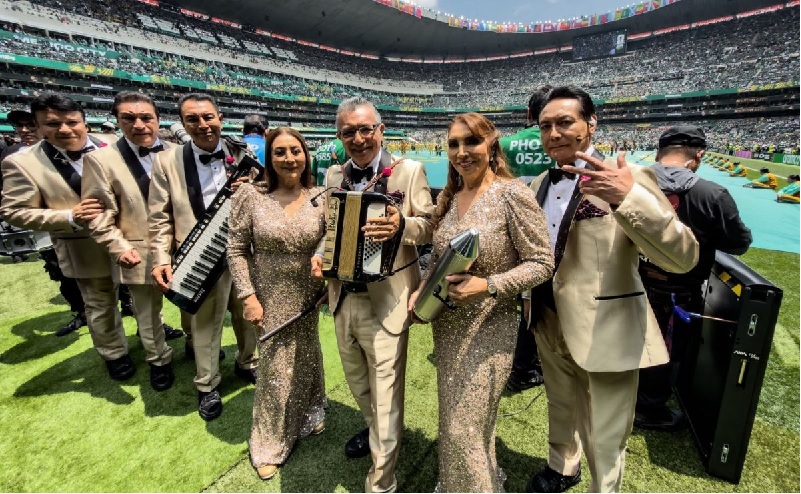 ÁNGELES AZULES Y BELINDA BRILLAN EN LA INAUGURACIÓN DEL MUNDIAL 2026