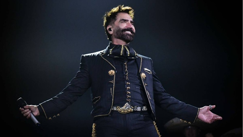 DETALLES DEL SHOW GRATUITO DE ALEJANDRO FERNÁNDEZ EN GUADALAJARA.