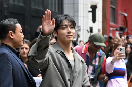 UNA MUJER FUE CONDENADA EN COREA DEL SUR POR ACOSAR A JUNG KOOK, INTEGRANTE DE LA BANDA DE K-POP BTS