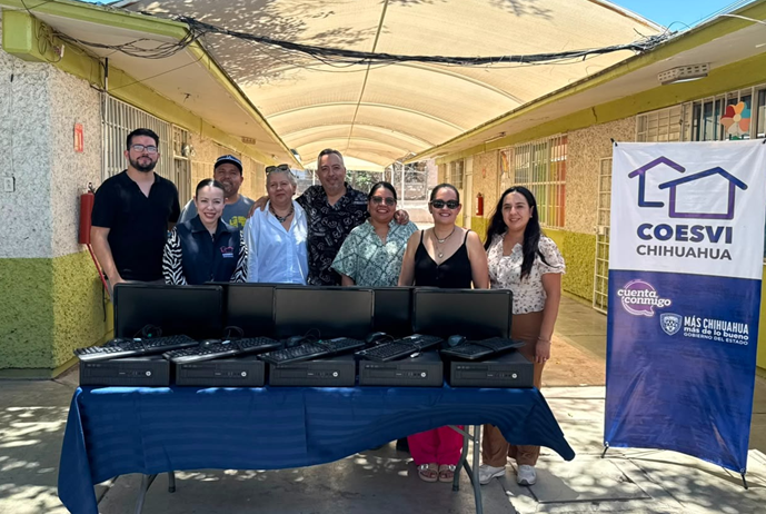 DONA COESVI EQUIPO DE CÓMPUTO A LA ESCUELA PRIMARIA “MANUELA MEDINA”