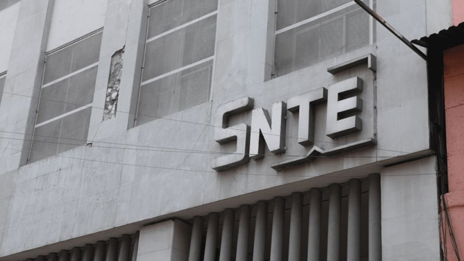 LA SNTE EXIGIÓ 2 MIL MILLONES DE PESOS AL GOBIERNO FEDERAL PARA PAGAR ADEUDOS.
