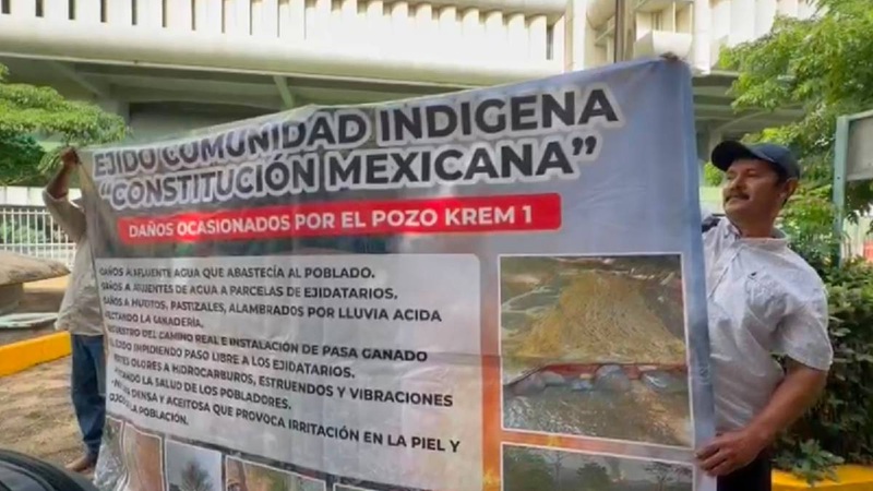 EN VERACRUZ, PROTESTAN POBLADORES EN EDIFICIO DE PEMEX