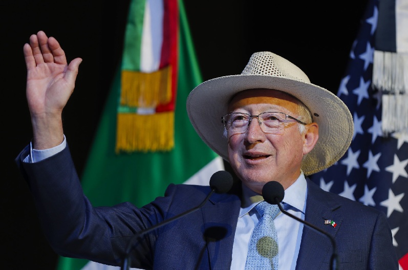  MÉXICO TUVO ACCESO AL AVIÓN LIGADO AL TRASLADO DE “EL MAYO” ZAMBADA AFIRMA KEN SALAZAR