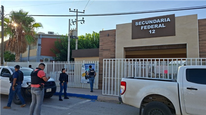 REFUERZA POLICÍA MUNICIPAL VIGILANCIA PREVENTIVA EN ESCUELAS DE LA CIUDAD