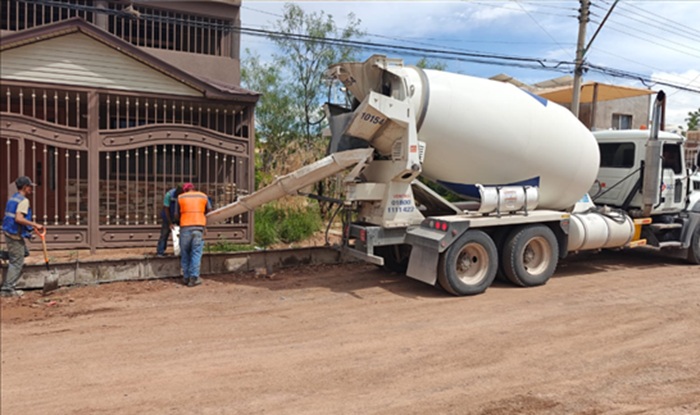 AVANZA GOBIERNO MUNICIPAL CON CINCO OBRAS DE PAVIMENTACIÓN DEL PRESUPUESTO PARTICIPATIVO