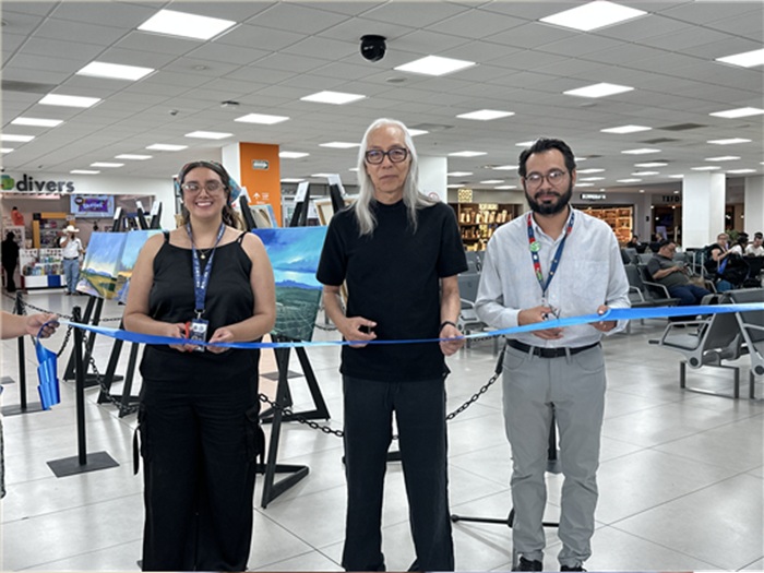 INAUGURA MUNICIPIO EXPOSICIÓN “HORIZONTES OPUESTOS” EN EL AEROPUERTO INTERNACIONAL DE CHIHUAHUA