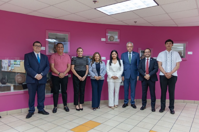 LLEVA CHIHUAHUA EL ARTE DE MATA ORTIZ AL CONSULADO GENERAL DE MÉXICO EN ATLANTA