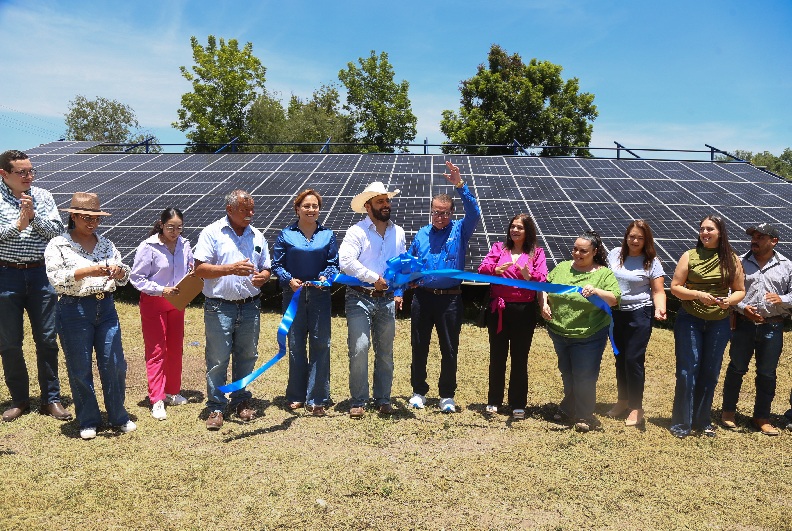 INAUGURA JCAS POZO DE AGUA POTABLE CON SISTEMA FOTOVOLTAICO EN BENEFICIO DE 2 MIL FAMILIAS DE CORONADO •	 •	   •	 •	   •	   •	  