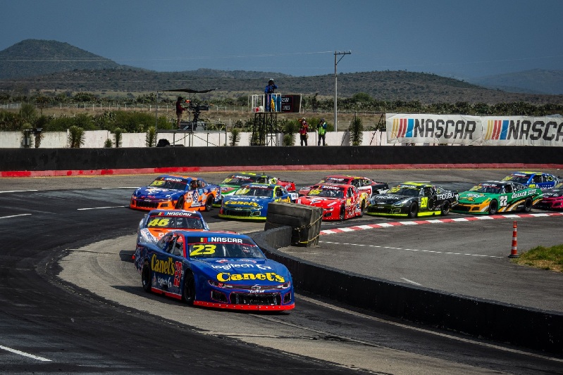 MAX GUTIÉRREZ SE LLEVÓ LA NASCAR MÉXICO SERIES EN EL SÚPER ÓVALO POTOSINO