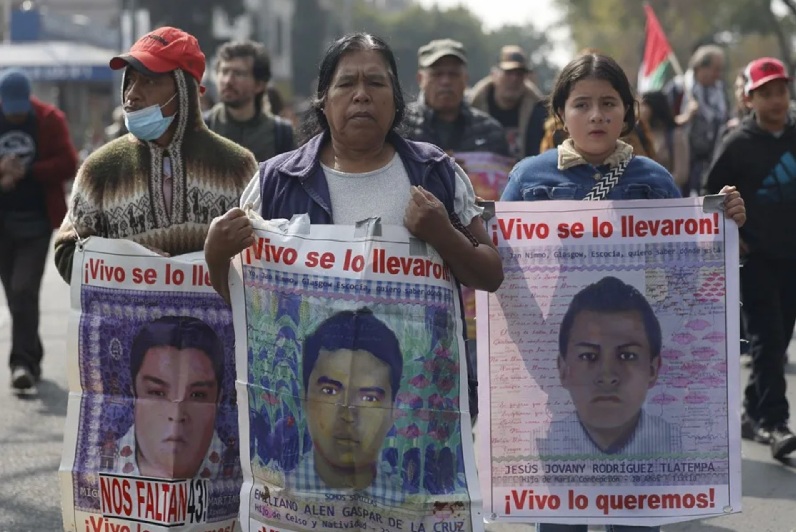 SHEINBAUM ADELANTÓ QUE PRONTO HABRÁ UNA RUEDA DE PRENSA PARA EXPLICAR LAS DISTINTAS LÍNEAS DE INVESTIGACIÓN DEL CASO AYOTZINAPA