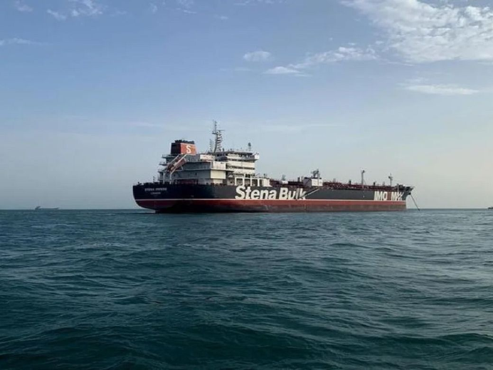 IRÁN ASEGURÓ QUE “NO SE AMEDRENTA ANTE AMENAZAS” Y AFIRMÓ QUE EL ESTRECHO DE ORMUZ “HA SIDO, ES Y SEGUIRÁ SIENDO IRANÍ”
