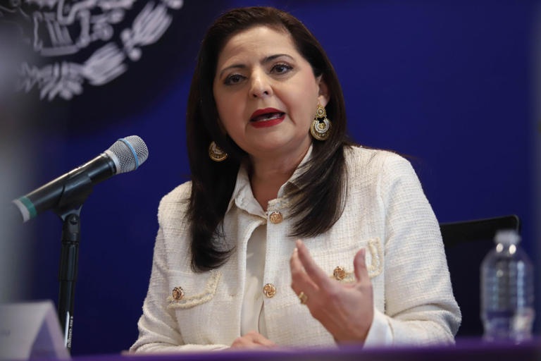 RENUNCIA A MAGISTRATURA LA LIC. MÓNICA SOTO