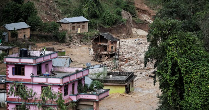 VAN 95 PERSONAS MUERTAS Y 484 DESAPARECIDAS DESPUÉS DE QUE UNA RIADA GOLPEARA VARIAS LOCALIDADES DE NEPAL
