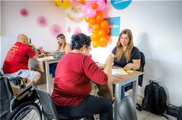 ATIENDE DIF MUNICIPAL SEMANALMENTE A FAMILIAS VULNERABLES CON ALIMENTOS Y SERVICIOS MÉDICOS