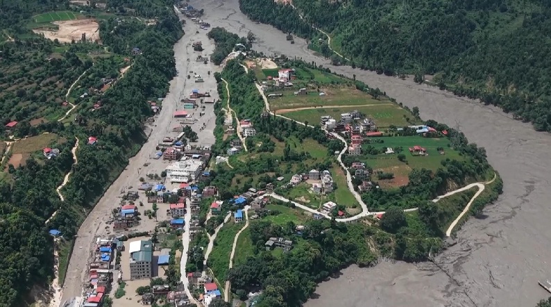 NEPAL INFORMÓ DE 579 CUERPOS RESCATADOS 