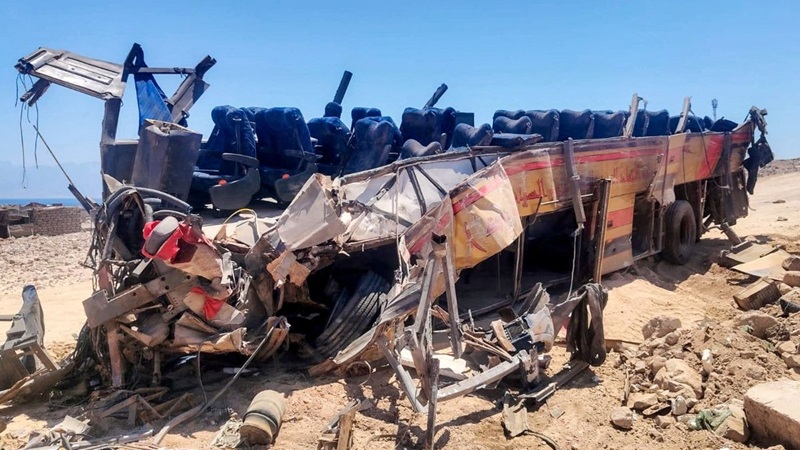 CAE UN AUTOBÚS POR UN BARRANCO EN CABO VERDE