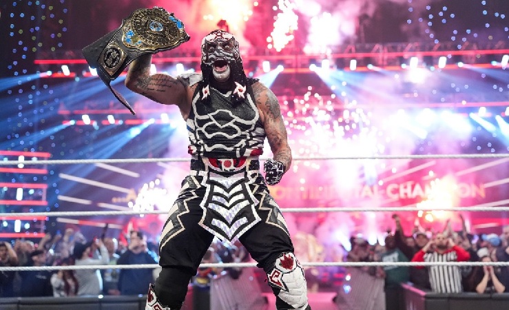 PENTA VA POR SU PRIMER TÍTULO MUNDIAL DE PESO COMPLETO DE LA WWE
