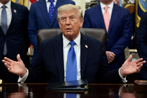 TRUMP DIJO QUE LA INTEGRACIÓN DE CANADÁ A LA UE SERÍA UN “ACTO HOSTIL”