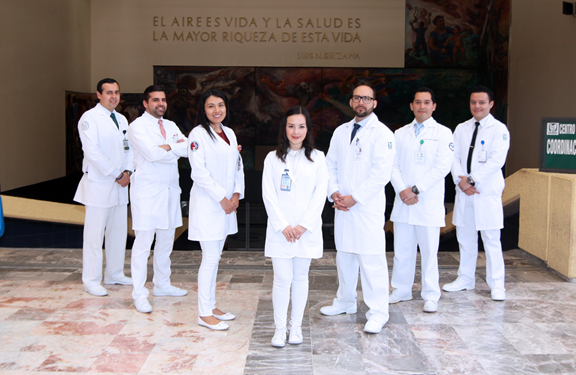 MÁS DE 14 MIL 800 MÉDICOS RESIDENTES CONCLUYERON CURSOS DE ESPECIALIDAD EN EL IMSS.