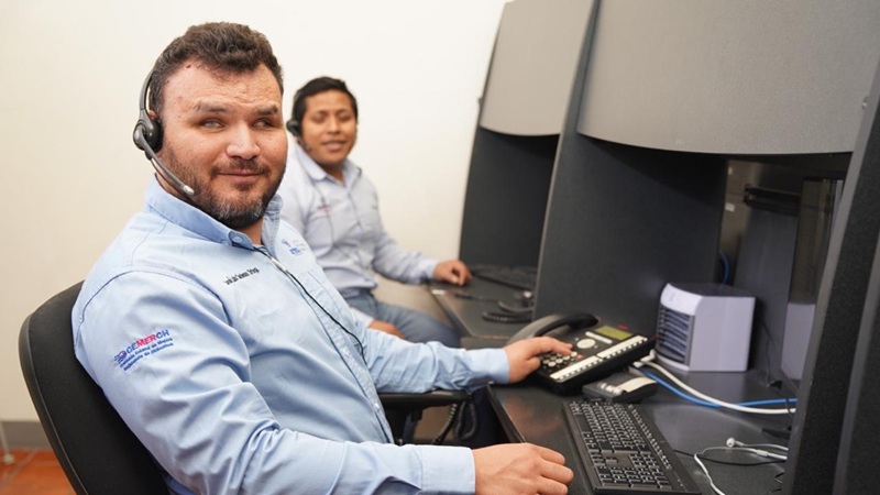 OFRECE SFP LOS NÚMEROS 070 Y 800-MÁRCAME PARA RESOLVER DUDAS Y REALIZAR TRÁMITES