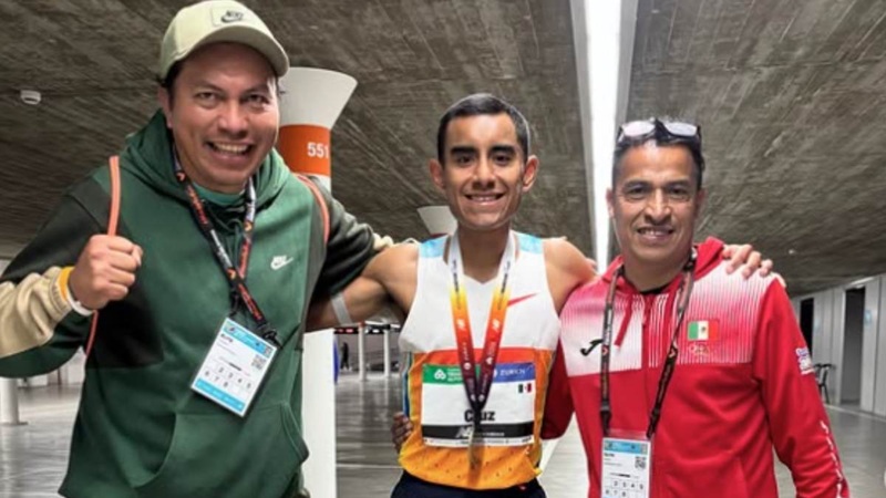 JORGE LUIS CRUZ HIZO HISTORIA AL ROMPER MARCA NACIONAL QUE DURÓ 31 AÑOS