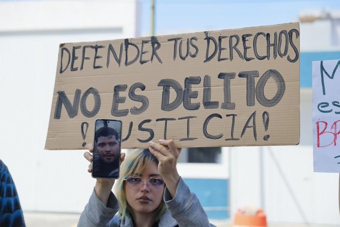 INVESTIGAR REPRESIÓN EN MARCHA CONTRA EL AGUA SUCIA EN GUADALAJARA SOLICITA CLAUDIA SHEINBAUM