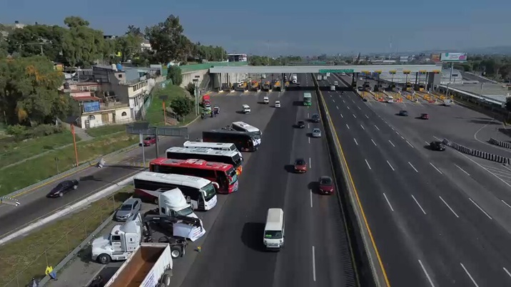 COMO PARTE DE SU PARO NACIONAL, TRANSPORTISTAS BLOQUEAN ALGUNAS AUTOPISTAS SIN INTERRUMPIR LA CIRCULACIÓN