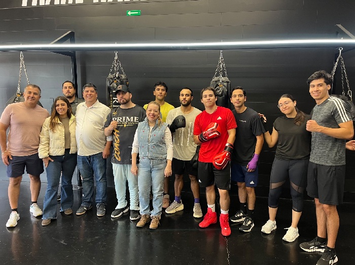 VISITAN REGIDORES ADÁN GALICIA Y CRISTINA TREVIÑO, GIMNASIO DE BOX PRIME BOXING CUU