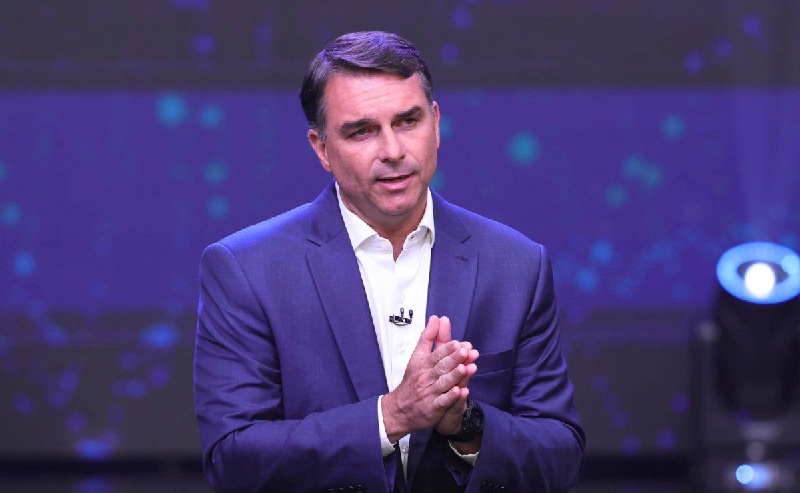 CRIMINALES ROBARON LAS ELECCIONES EN BRASIL: BOLSONARO
